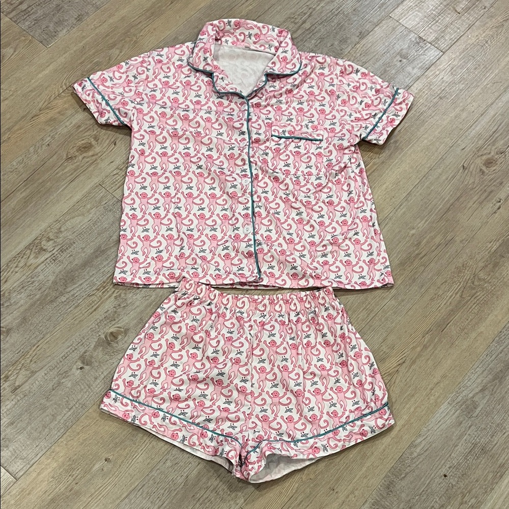 Roller Rabbit Look alike pjs - Picture 2 of 4